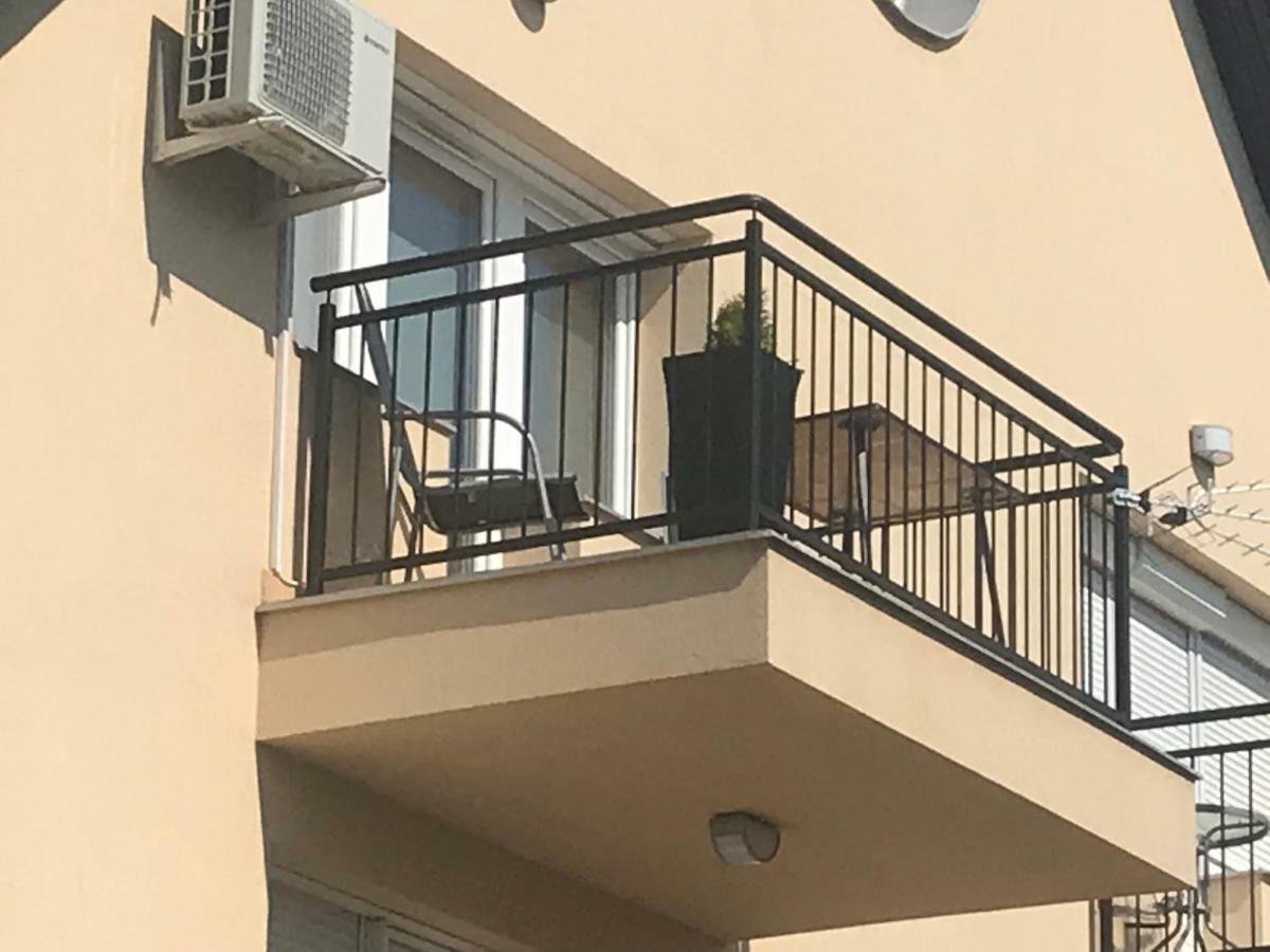Tommy Apartman 2.0 Hajdúszoboszló Eksteriør bilde